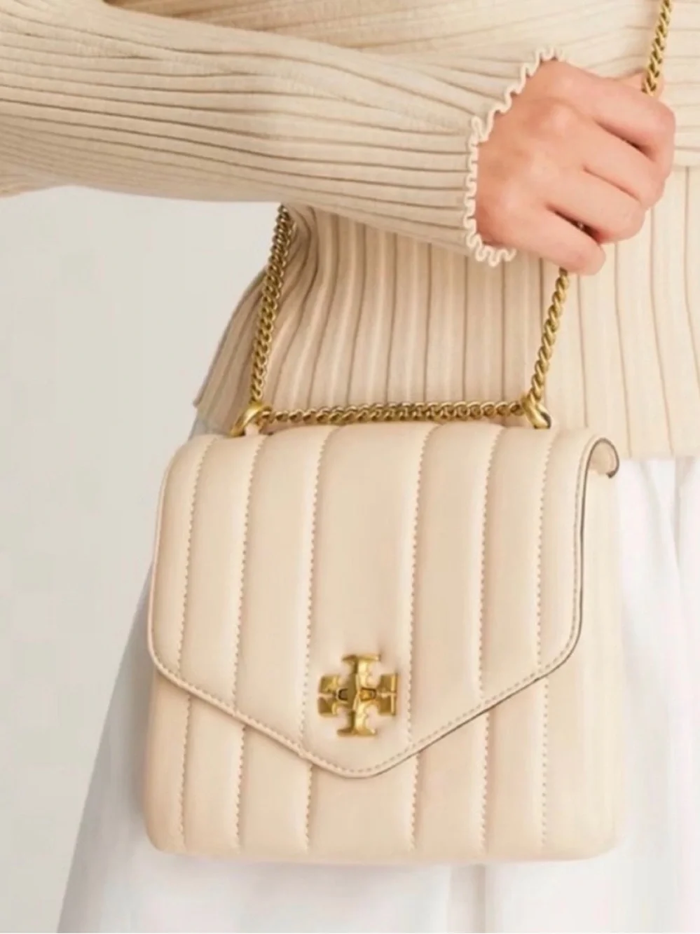 Tory Burch Cream Quilted Leather Shoulder Bag with Gold Chain